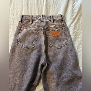 Wrangler worldwide high rise wide leg Jean